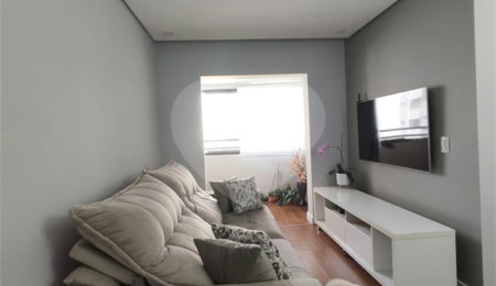 Apartamento à venda com 3 quartos, sendo 1 suíte,  em Vila Monumento, São Paulo, SP