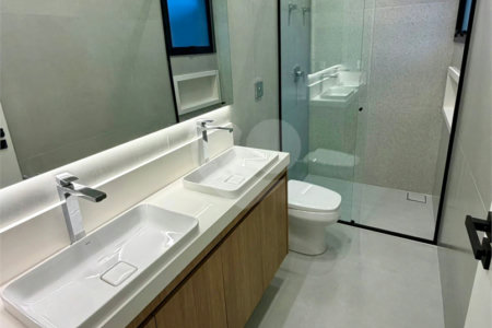 Casa à venda com 3 suítes no condomínio Le France, Sorocaba - SP