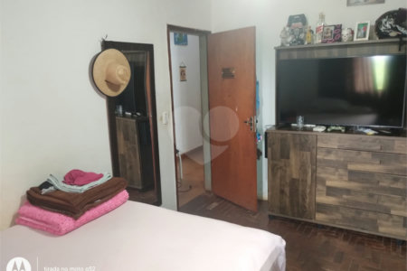 Casa à venda com 3 quartos em Santa Eudóxia, São Carlos, SP