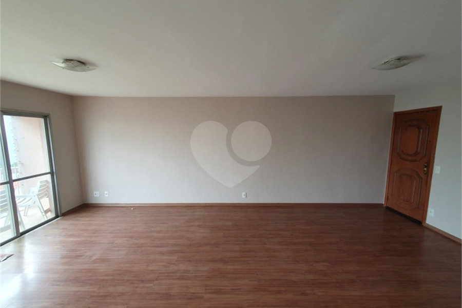 Apartamento à venda com 3 quartos, sendo 1 suíte, em Jardim São Paulo(zona Norte), São Paulo, SP