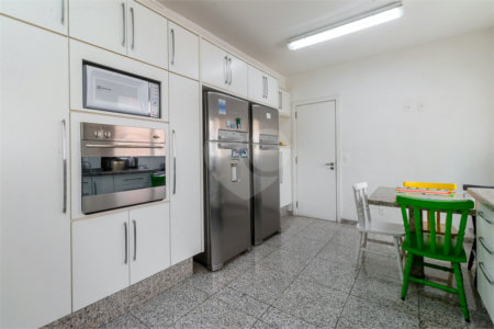 Apartamento à venda ou para alugar com 3 suítes em Santa Cecília, São Paulo, SP