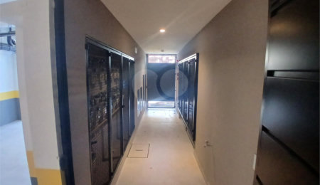 Casa à venda com 1 quarto no condomínio Sintra, São Paulo - SP