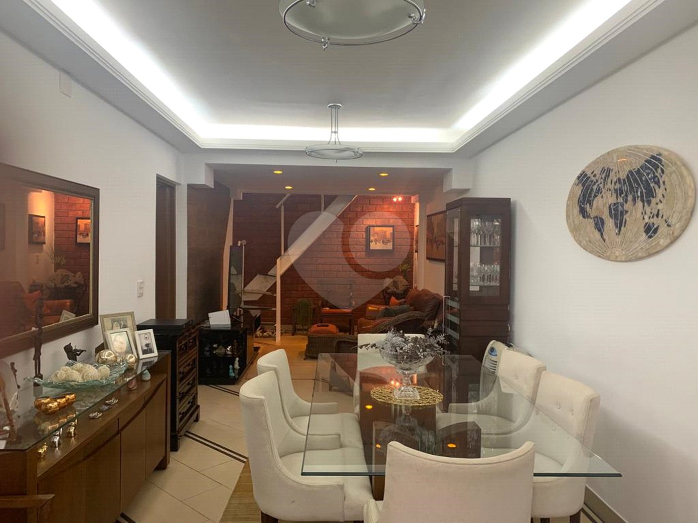 Casa à venda com 3 quartos, sendo 1 suíte, no condomínio Greenland, São Paulo - SP