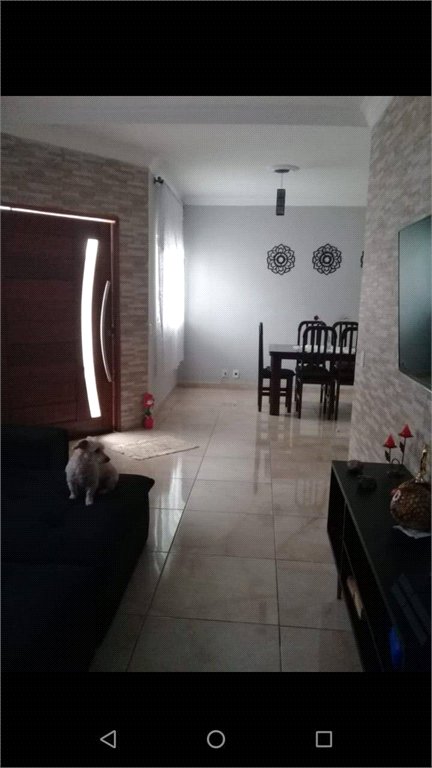 Casa à venda com 4 quartos, sendo 1 suíte,  em Parque Santa Rosa, Suzano, SP