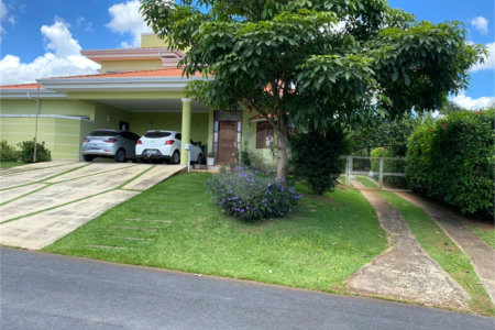 Casa à venda com 4 suítes no condomínio Portal do Sabiá, Araçoiaba da Serra - SP