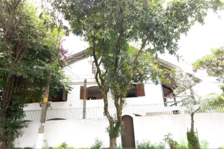 Casa à venda com 4 quartos, sendo 1 suíte,  em Vila Tiradentes, São Paulo, SP