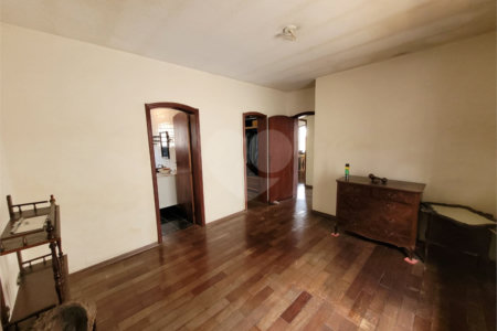 Casa à venda com 3 quartos, sendo 1 suíte, em Parque da Lapa, São Paulo, SP