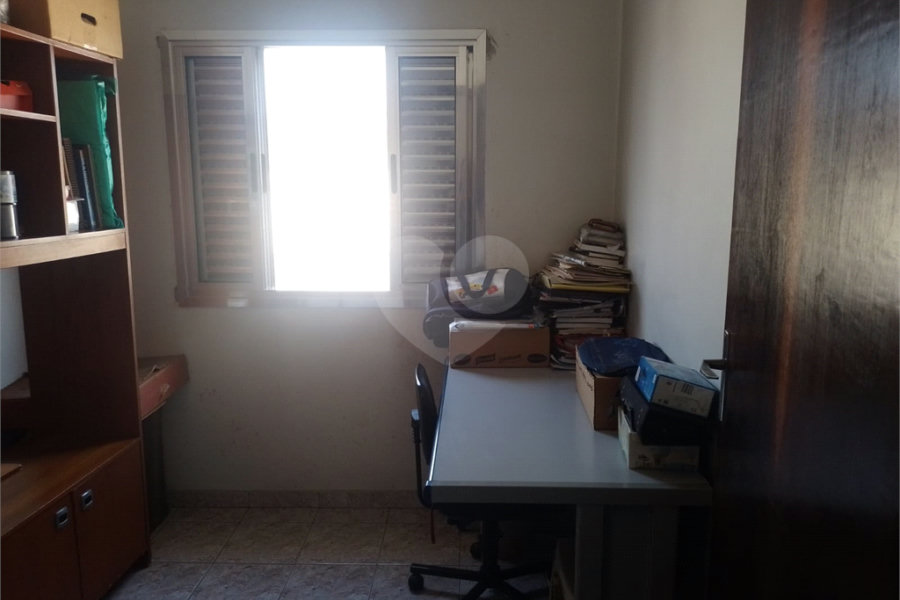 Sobrado à venda com 3 quartos, sendo 1 suíte,  em Tremembé, São Paulo, SP