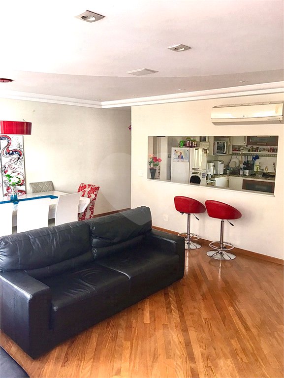 Apartamento à venda com 3 quartos, sendo 1 suíte, em Pinheiros, São Paulo, SP