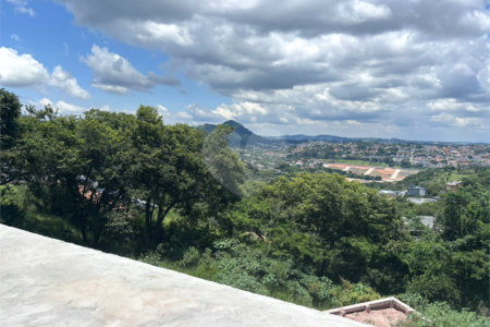 Casa à venda com 4 suítes no condomínio Itapora, Atibaia - SP