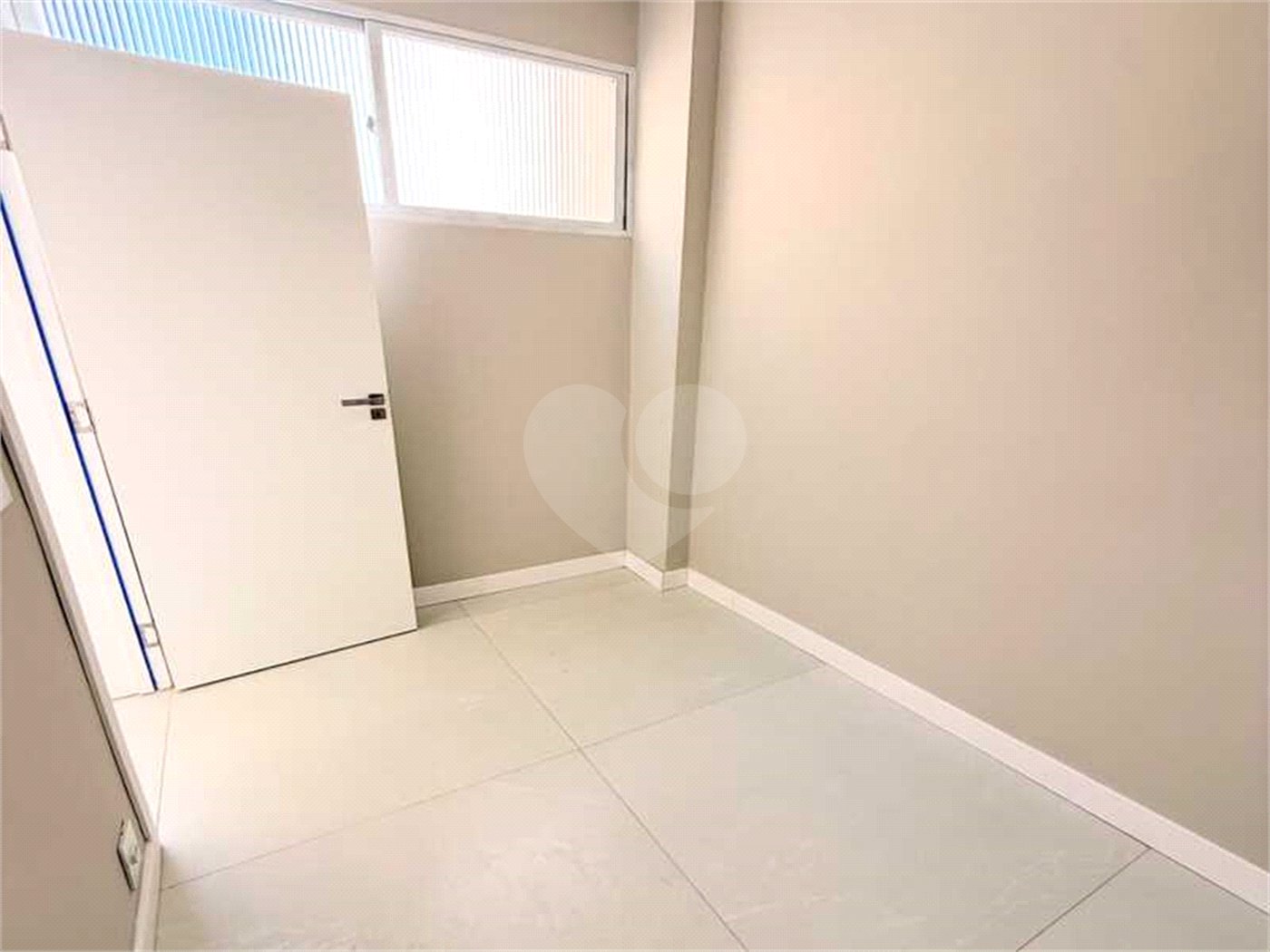 Apartamento à venda com 3 quartos, sendo 1 suíte, em Laranjeiras, Rio de Janeiro, RJ