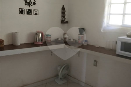 Chácara à venda com 6 quartos, sendo 1 suíte,  no Centro, Biritiba-mirim, SP
