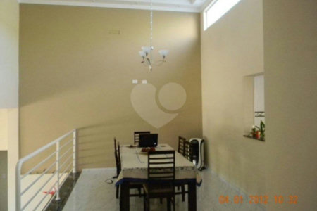 Chácara à venda com 5 quartos, sendo 2 suítes, em Terras de Santa Rosa II, Salto, SP