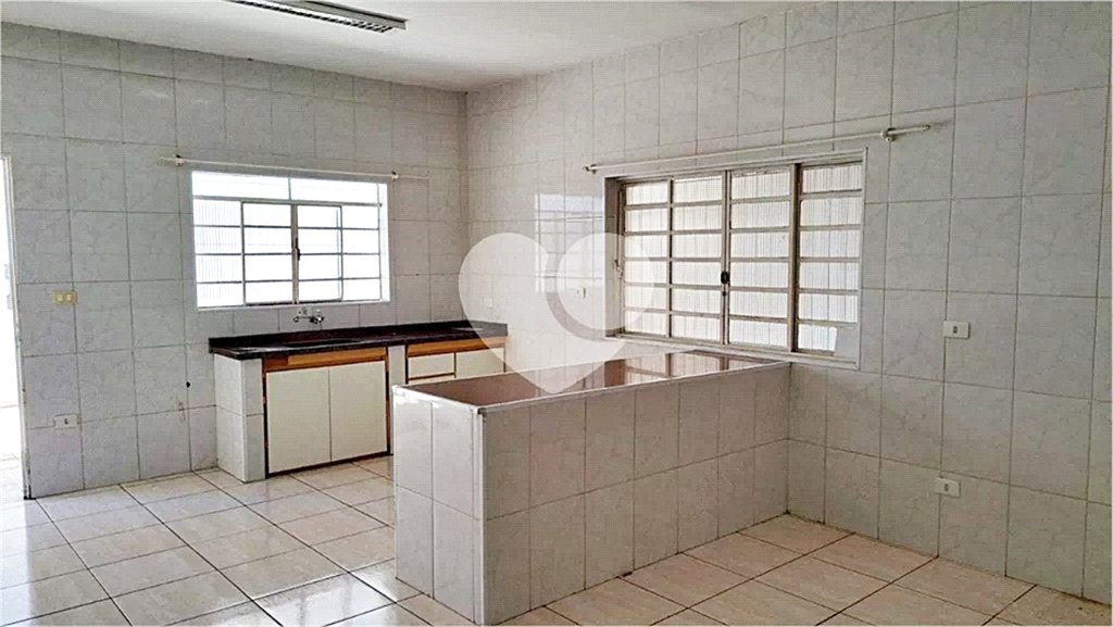 Prédio à venda ou para alugar no Centro, Mairiporã, SP