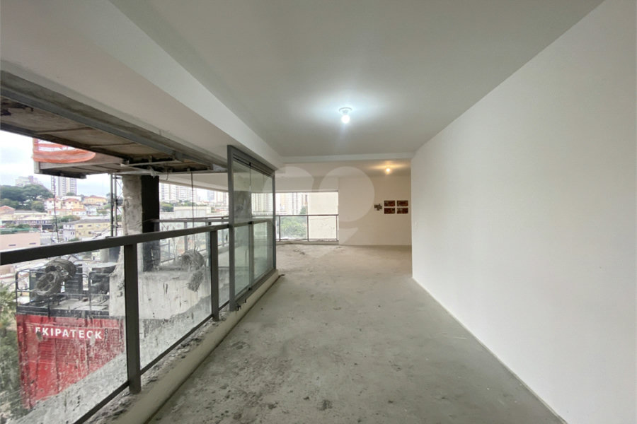 Apartamento à venda com 3 suítes em Santana, São Paulo, SP