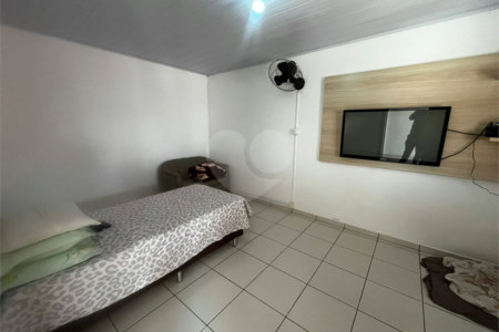 Casa à venda com 3 quartos, sendo 1 suíte, em Jardim Itália, Itapetininga, SP