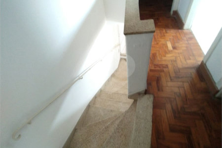 Casa de Vila à venda ou para alugar com 3 quartos em Jardim do Colégio (zona Norte), São Paulo, SP