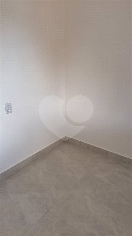 Casa em condomínio à venda com 2 quartos em Vila Rosa, São Paulo, SP