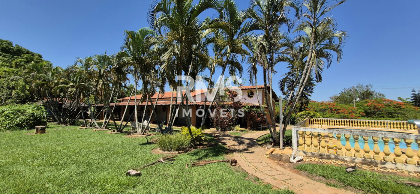 Chácara à venda com 4 quartos, sendo 1 suíte,  em Colinas do Mosteiro de Itaici, Indaiatuba, SP