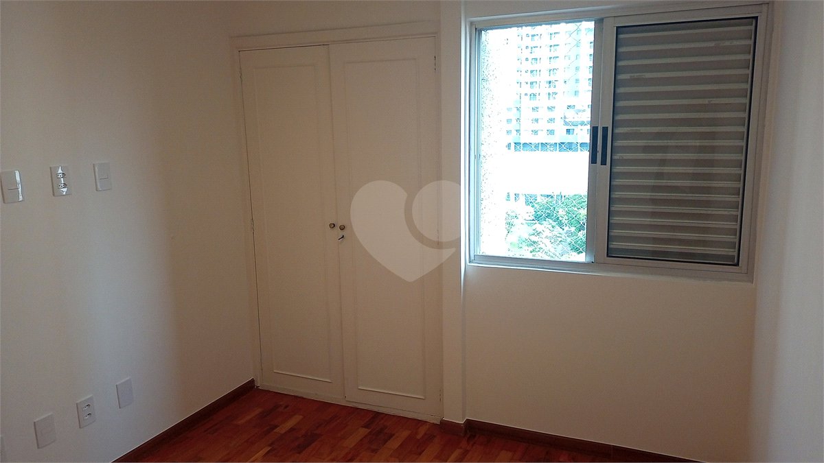 Apartamento para alugar com 3 quartos, sendo 1 suíte, em Vila Cordeiro, São Paulo, SP