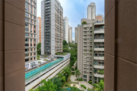 Apartamento à venda com 2 suítes em Jardim Fonte do Morumbi, São Paulo, SP