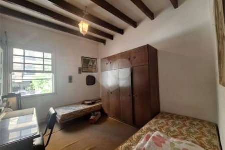 Sobrado à venda com 3 quartos, sendo 1 suíte, em Vila Clementino, São Paulo, SP