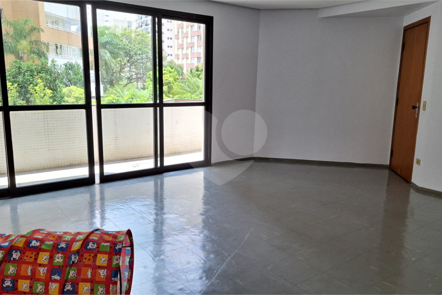 Apartamento à venda com 3 suítes em Santana, São Paulo, SP
