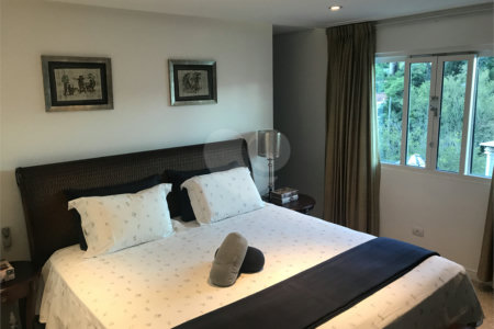 Sobrado à venda com 3 quartos, sendo 1 suíte, em Jardim Petrópolis, São Paulo, SP