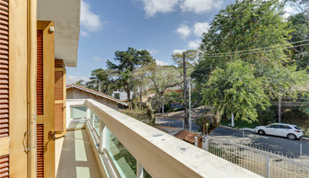 Casa à venda com 3 quartos, sendo 1 suíte,  em Alto da Boa Vista, São Paulo, SP