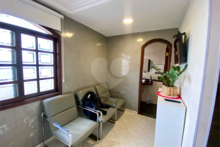 Sobrado à venda com 3 quartos, sendo 1 suíte, em Vila Gomes Cardim, São Paulo, SP