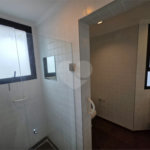 Apartamento à venda com 3 suítes em Vila Uberabinha, São Paulo, SP