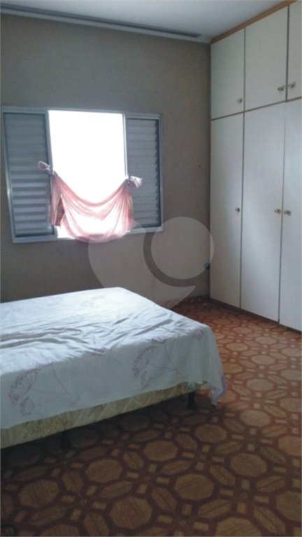 Casa à venda com 3 quartos, sendo 1 suíte, em Santa Teresinha, São Paulo, SP