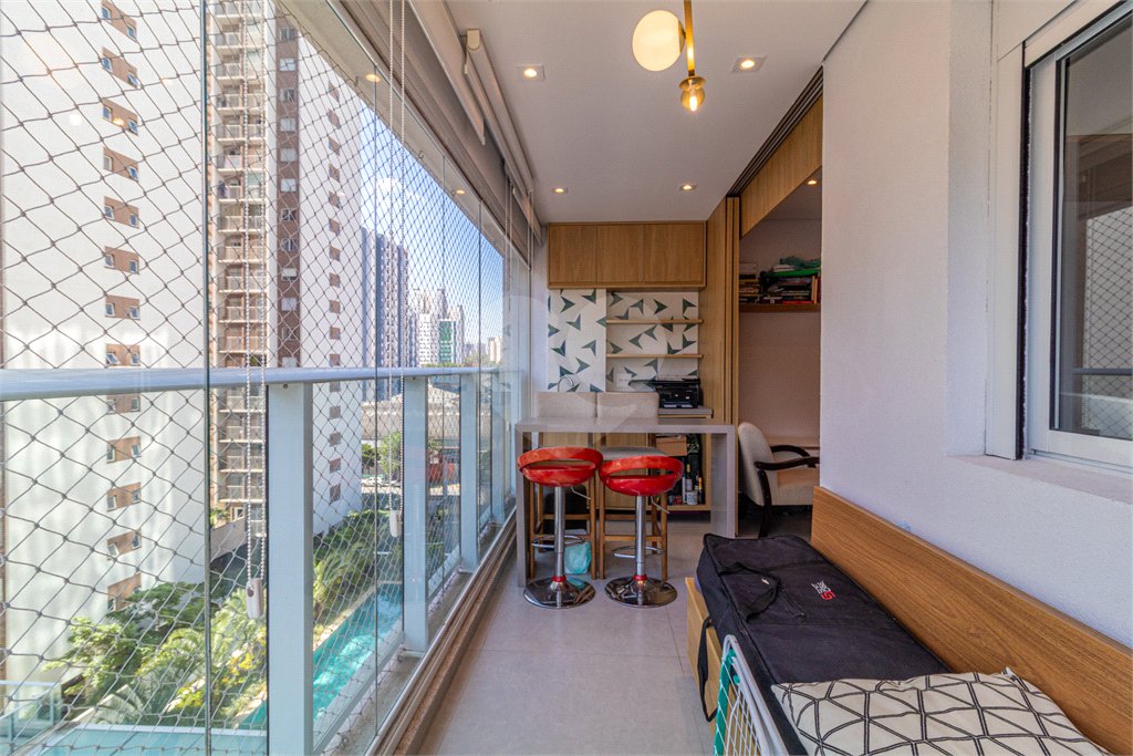 Apartamento à venda com 3 quartos, sendo 1 suíte, em Granja Julieta, São Paulo, SP