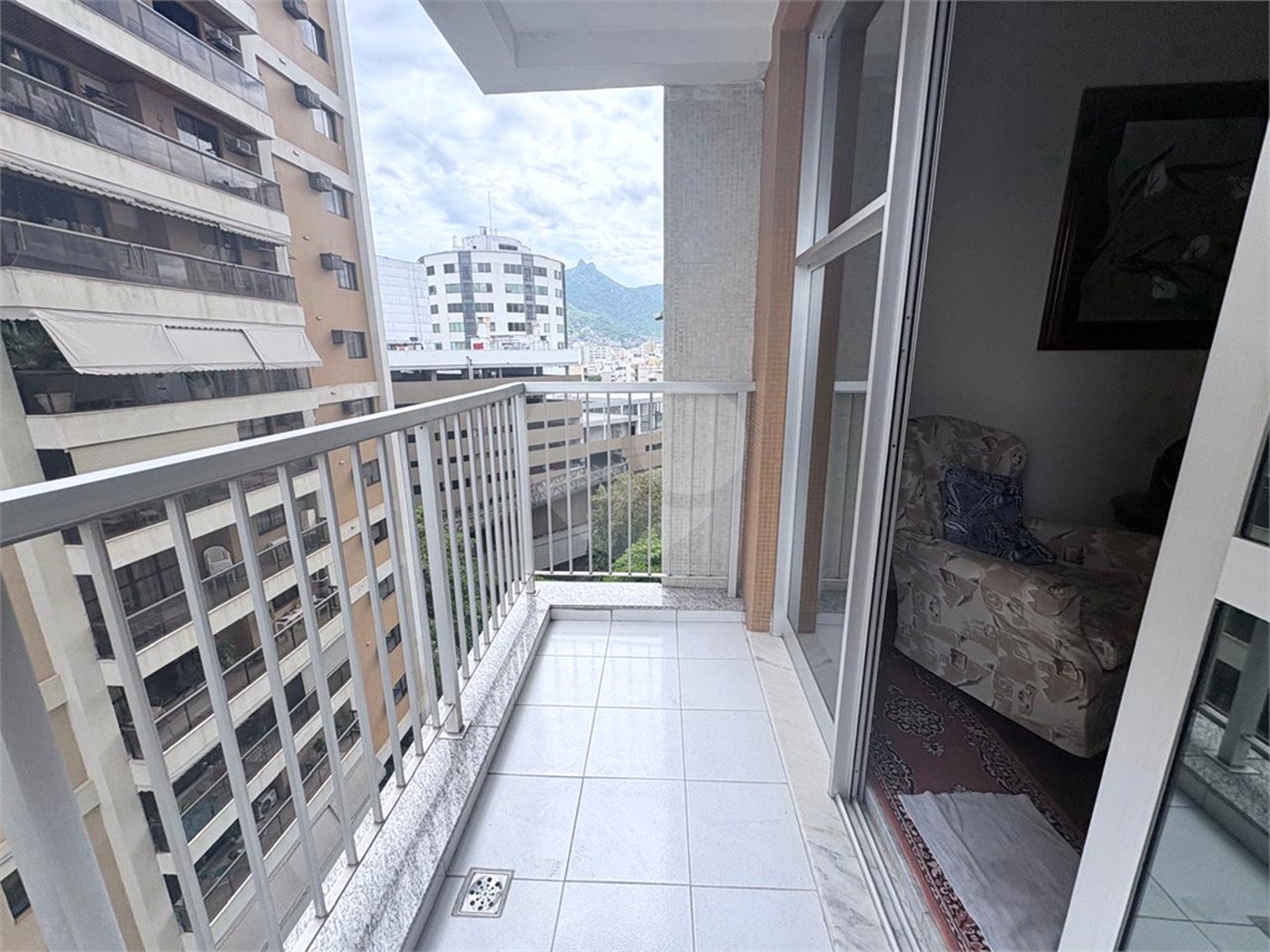 Apartamento à venda com 2 quartos, sendo 1 suíte, em Tijuca, Rio de Janeiro, RJ