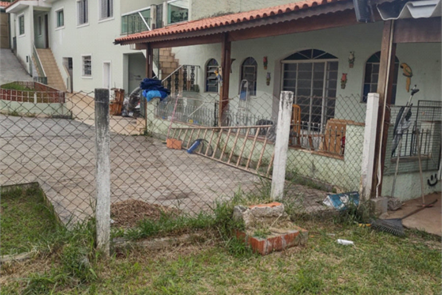 Casa à venda com 3 quartos em Horto, São Paulo, SP