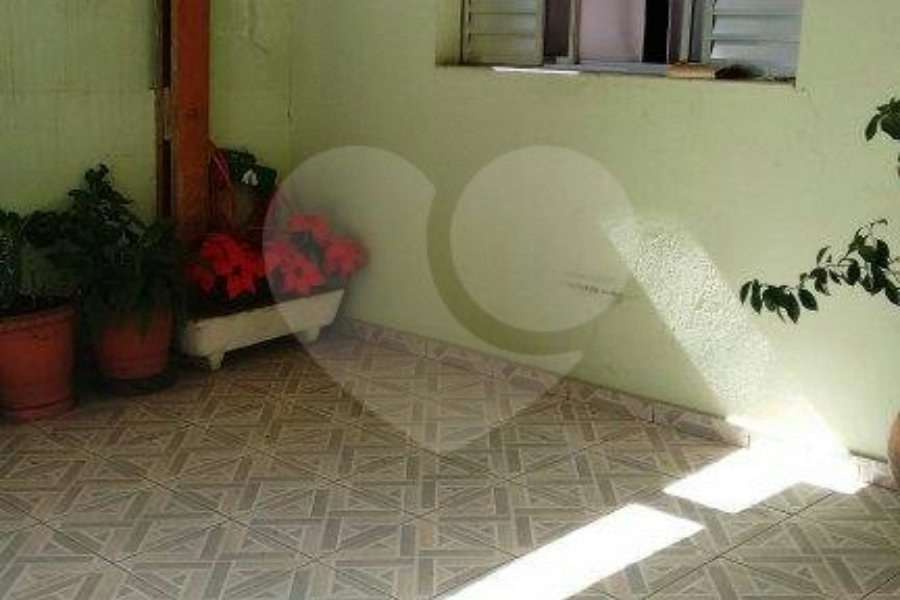 Casa à venda com 2 quartos, sendo 1 suíte, em Vila Constança, São Paulo, SP