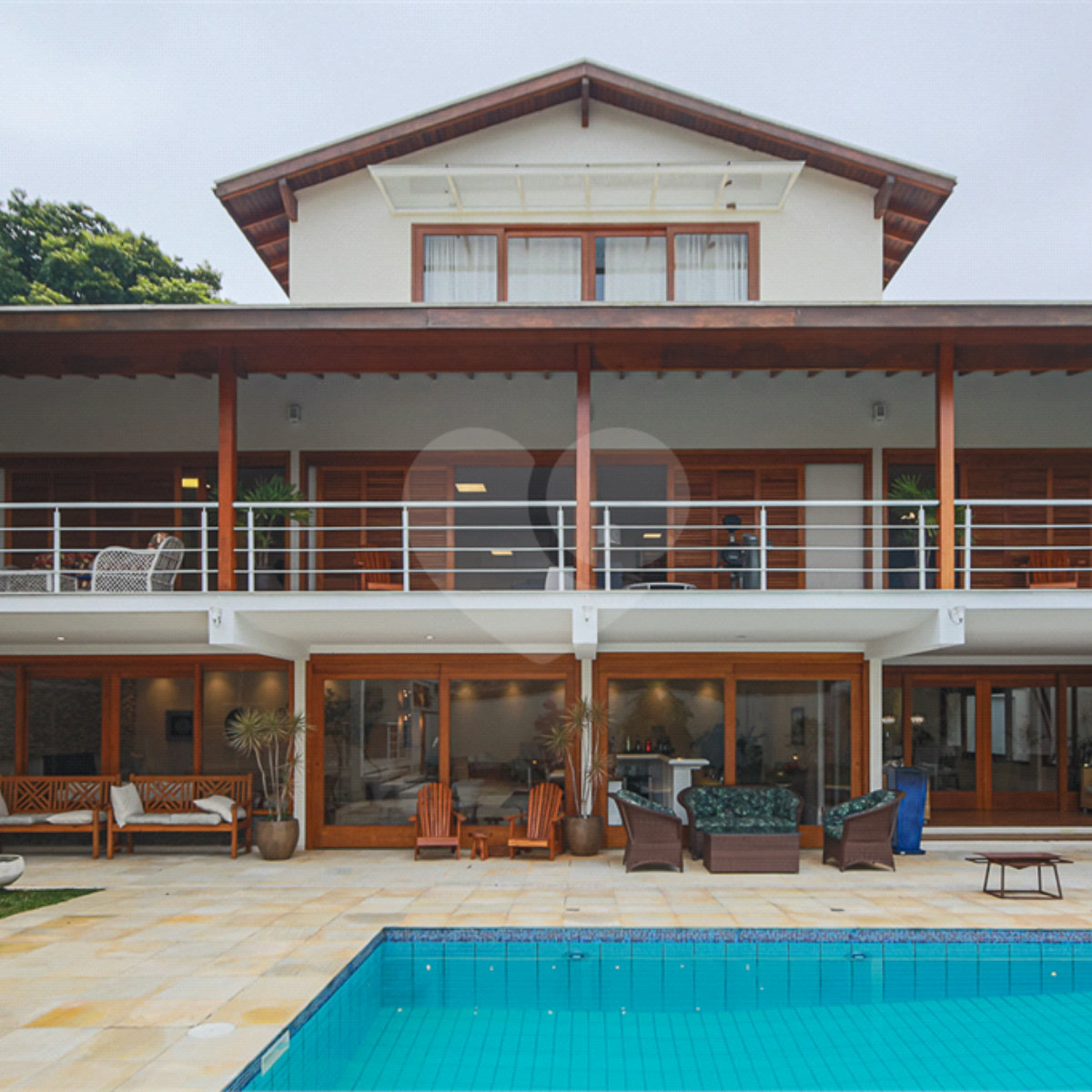 Casa à venda com 6 suítes em Jardim Cordeiro, São Paulo, SP