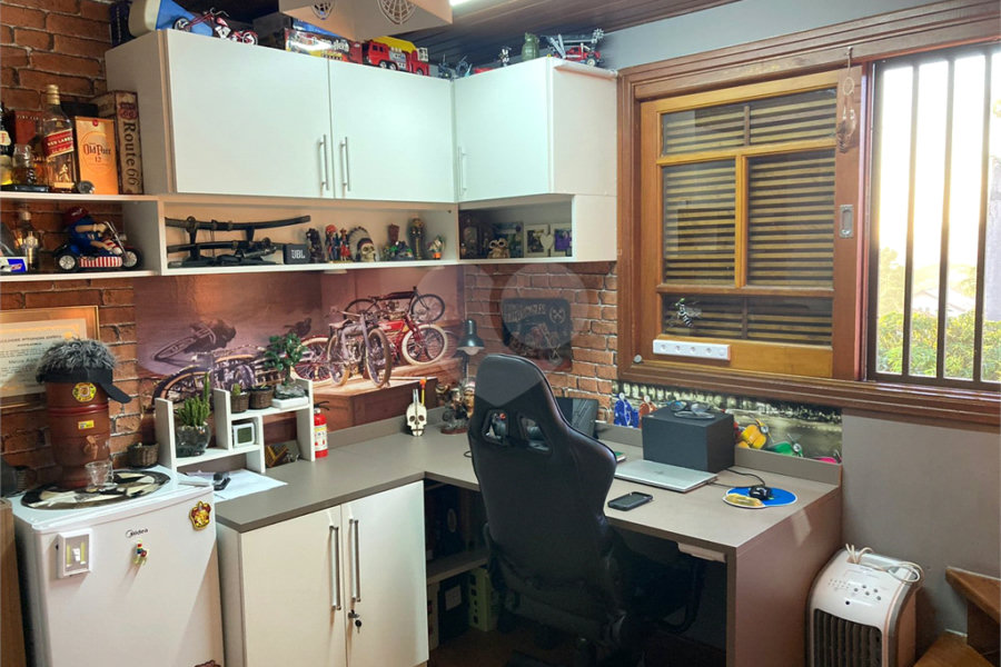 Casa à venda com 3 quartos, sendo 1 suíte, no condomínio Barbará II, São Paulo - SP