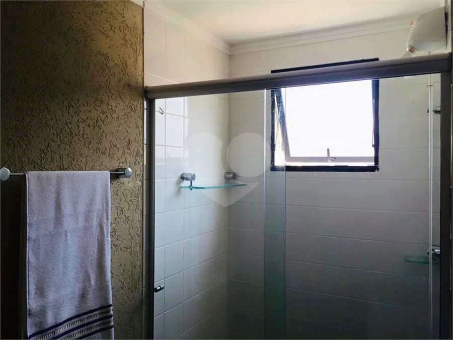 VENDE-SE STUDIO MOBILIADO CENTRO DE SÃO CARLOS.