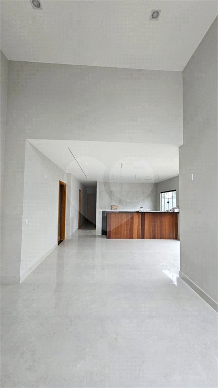 Casa à venda com 3 quartos, sendo 1 suíte, no condomínio Grand Park, Rio de Janeiro - RJ