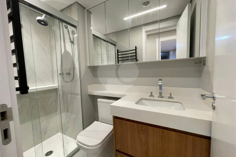 Apartamento à venda ou para alugar com 3 quartos, sendo 1 suíte, em Barra Funda, São Paulo, SP