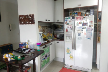 Apartamento à venda com 3 quartos, sendo 1 suíte,  em Vila Campestre, São Paulo, SP