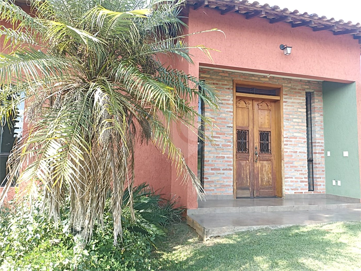 Casa à venda com 3 suítes no condomínio Village Ipanema 1, Araçoiaba da Serra - SP