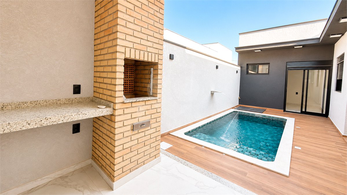 Casa à venda com 3 quartos, sendo 1 suíte, no condomínio Jardim Residencial Villagio Ipanema I, Sorocaba - SP