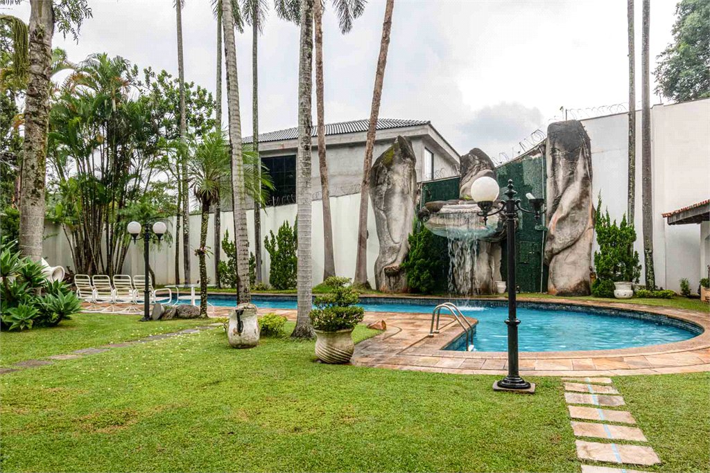 Casa à venda com 5 suítes em Fazenda Morumbi, São Paulo, SP