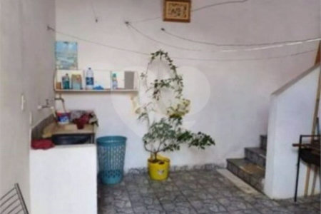 Sobrado à venda com 4 quartos em Cidade Kemel, Poá, SP