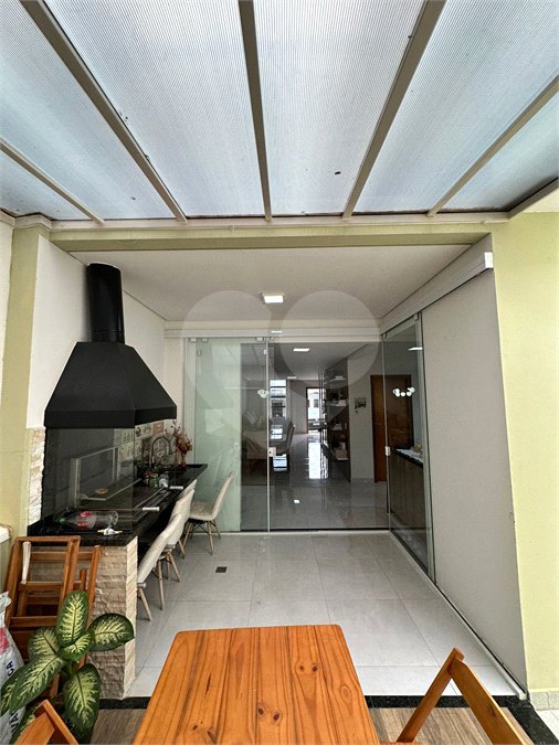Casa à venda com 3 suítes no condomínio Vila Ytu, Indaiatuba - SP