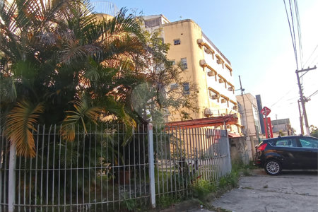 Prédio à venda com 2 quartos em Imirim, São Paulo, SP