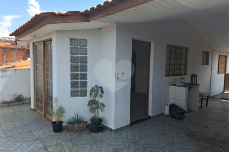 Casa à venda com 5 quartos, sendo 1 suíte, em Jardim Montreal, Sorocaba, SP