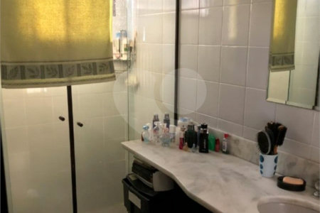 Apartamento à venda com 4 quartos, sendo 2 suítes, em Vila Olímpia, São Paulo, SP